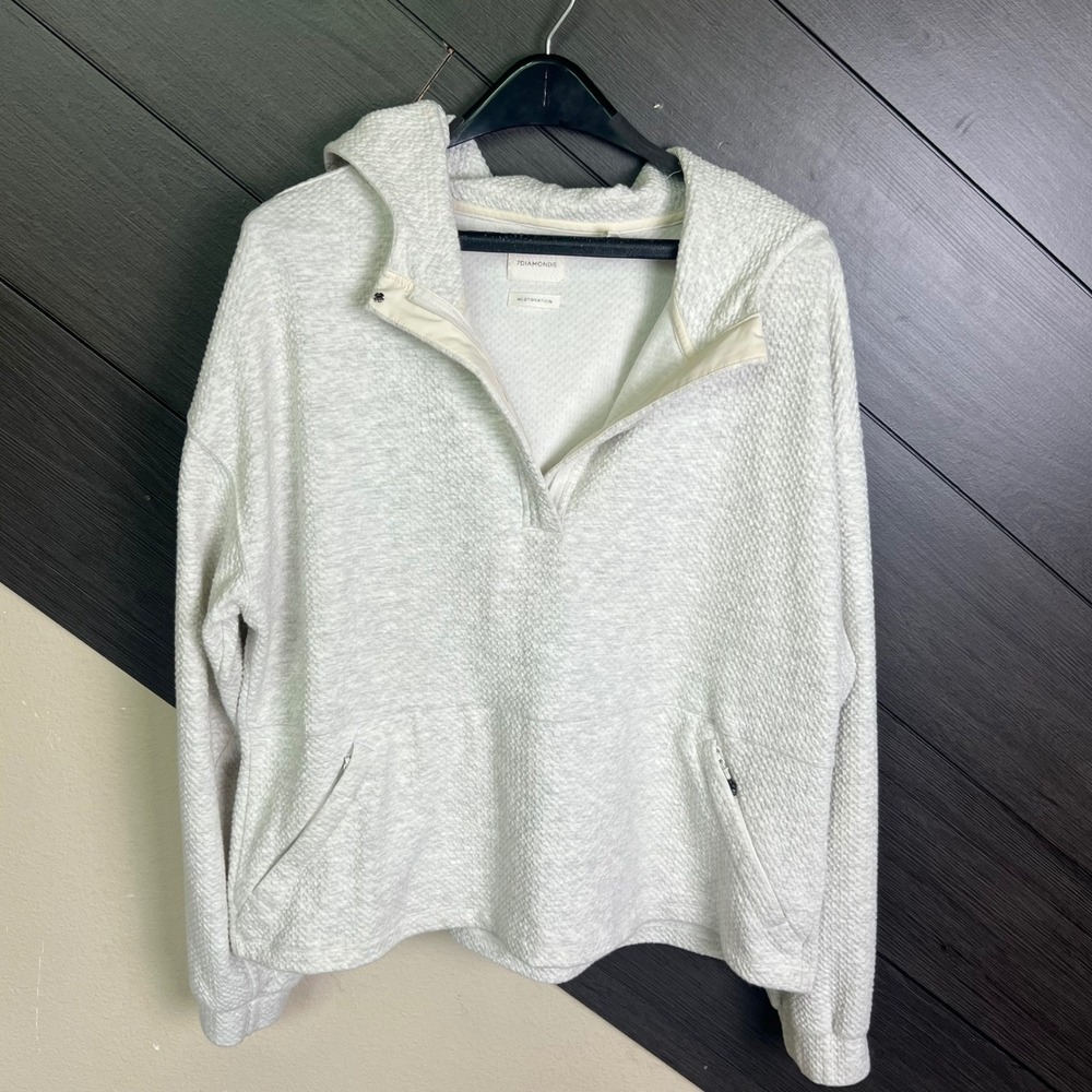 7 Diamonds Restoration Women's Textured Half Zip Hoodie White Large Minimalist